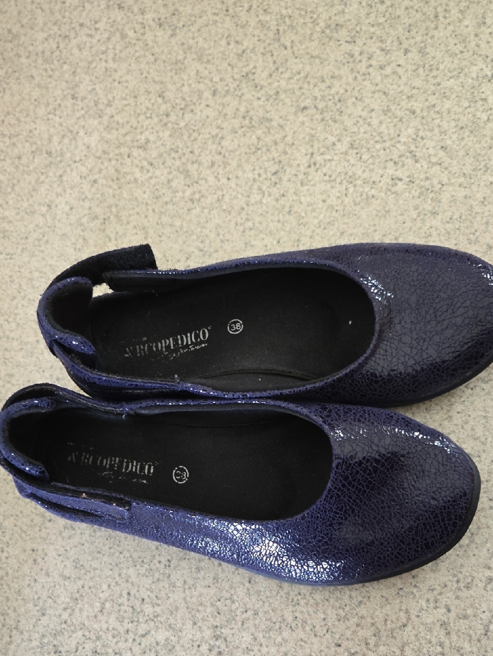 Arcopedico Metallic Navy Blue Slip-On Flats. Size 8.